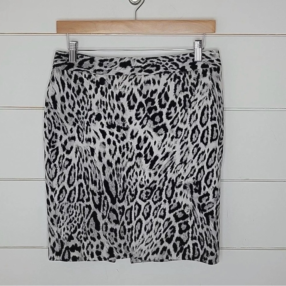 Worthington Animal Print Pencil Skirt Size 4P - Picture 2 of 5